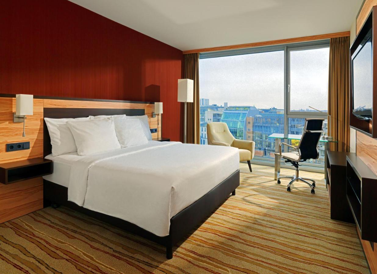Standard King Room with Harbour View,1623650178:JPEG